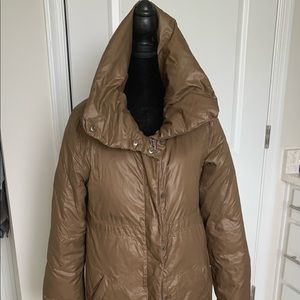 GAP Maternity down winter coat- size M